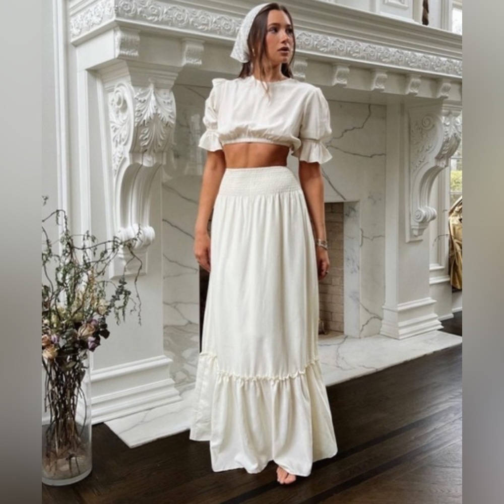0306 - WEWOREWHAT Tiered Ruffle Maxi Skirt Small
